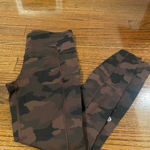 Women's Camo Leggings